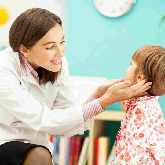 http://www.clinicanomina.com.br/wp-content/uploads/2015/12/shutterstock_139288202-540x540.jpg