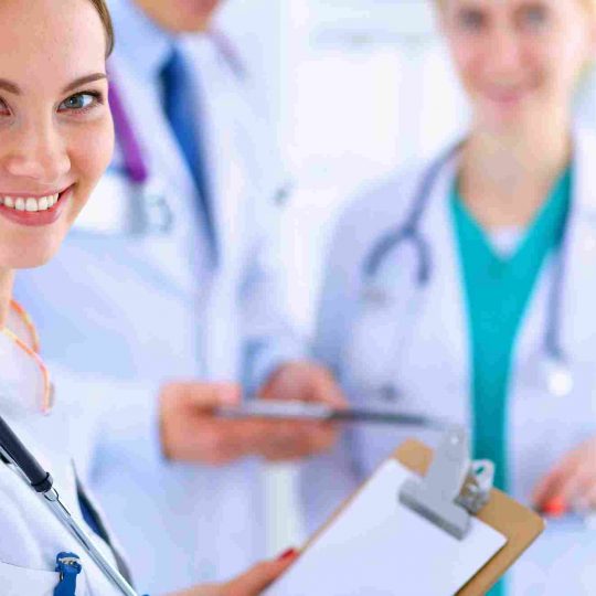 http://www.clinicanomina.com.br/wp-content/uploads/2015/12/shutterstock_288977717-540x540.jpg
